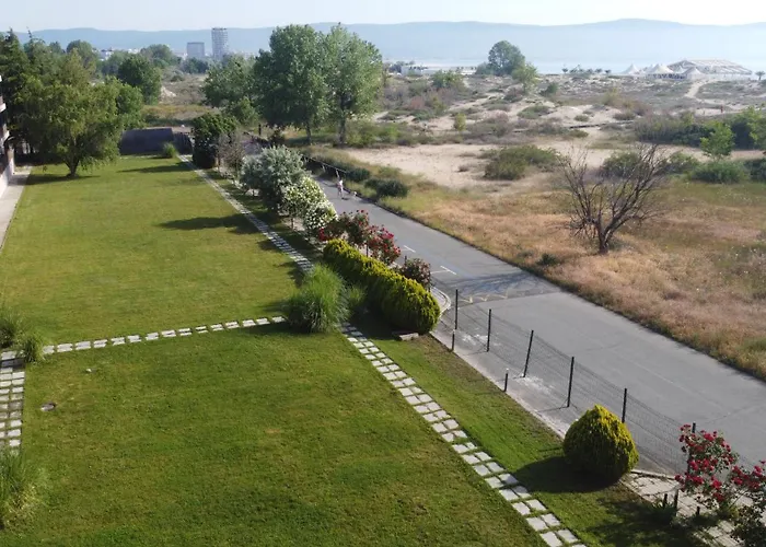 Sunny Club - Adults Only #youthfulvibes Hotell 4*